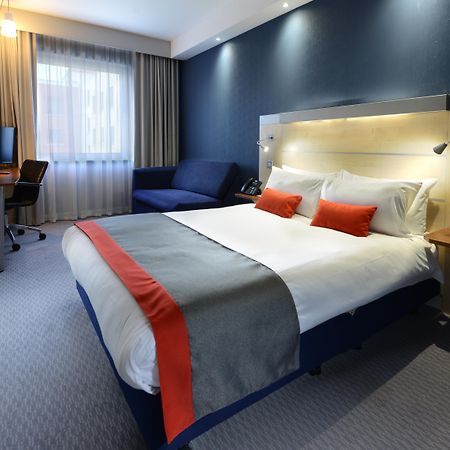 Holiday Inn Express Dublin-Airport By Ihg Santry Dış mekan fotoğraf