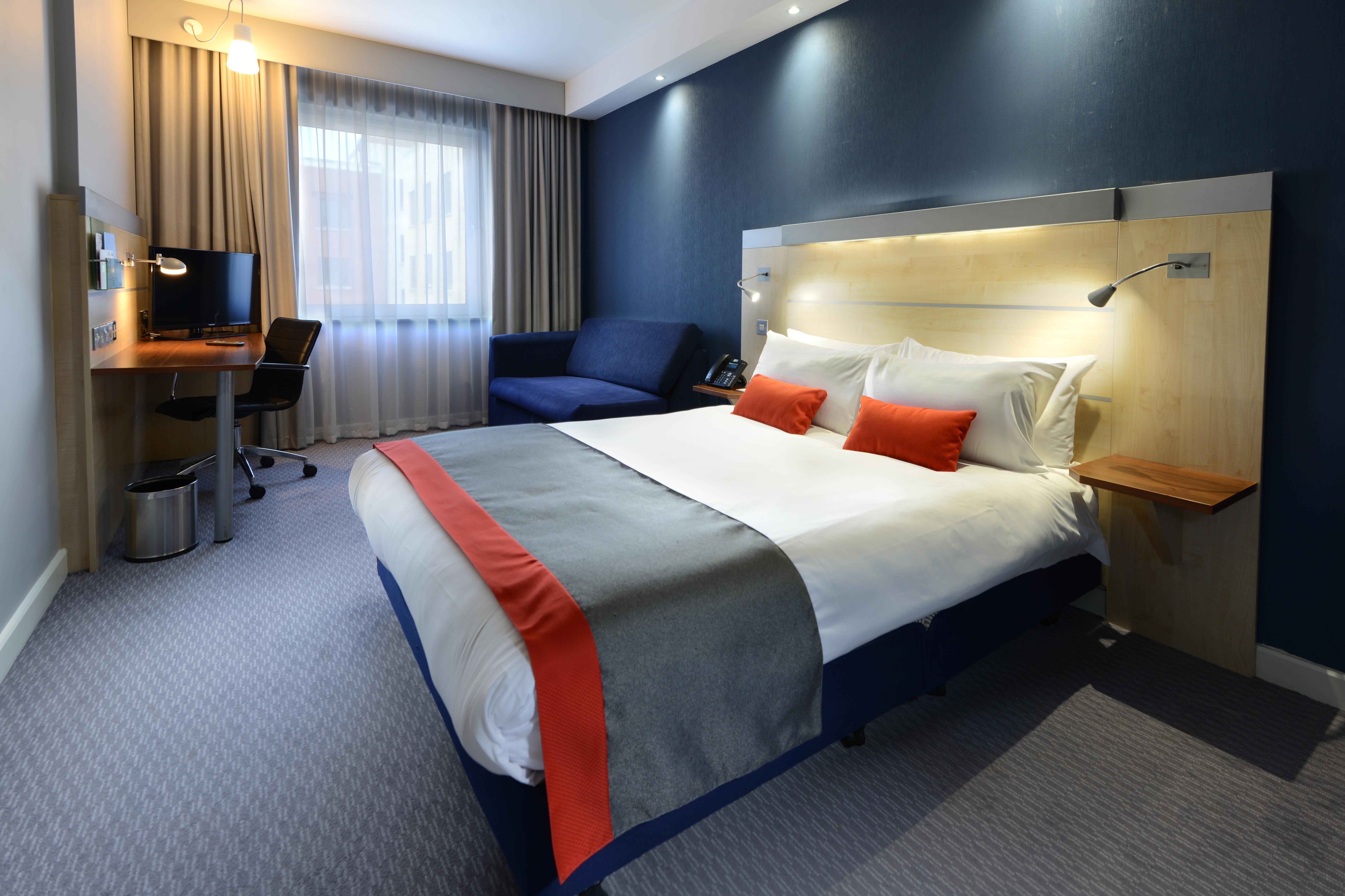 Holiday Inn Express Dublin-Airport By Ihg Santry Dış mekan fotoğraf