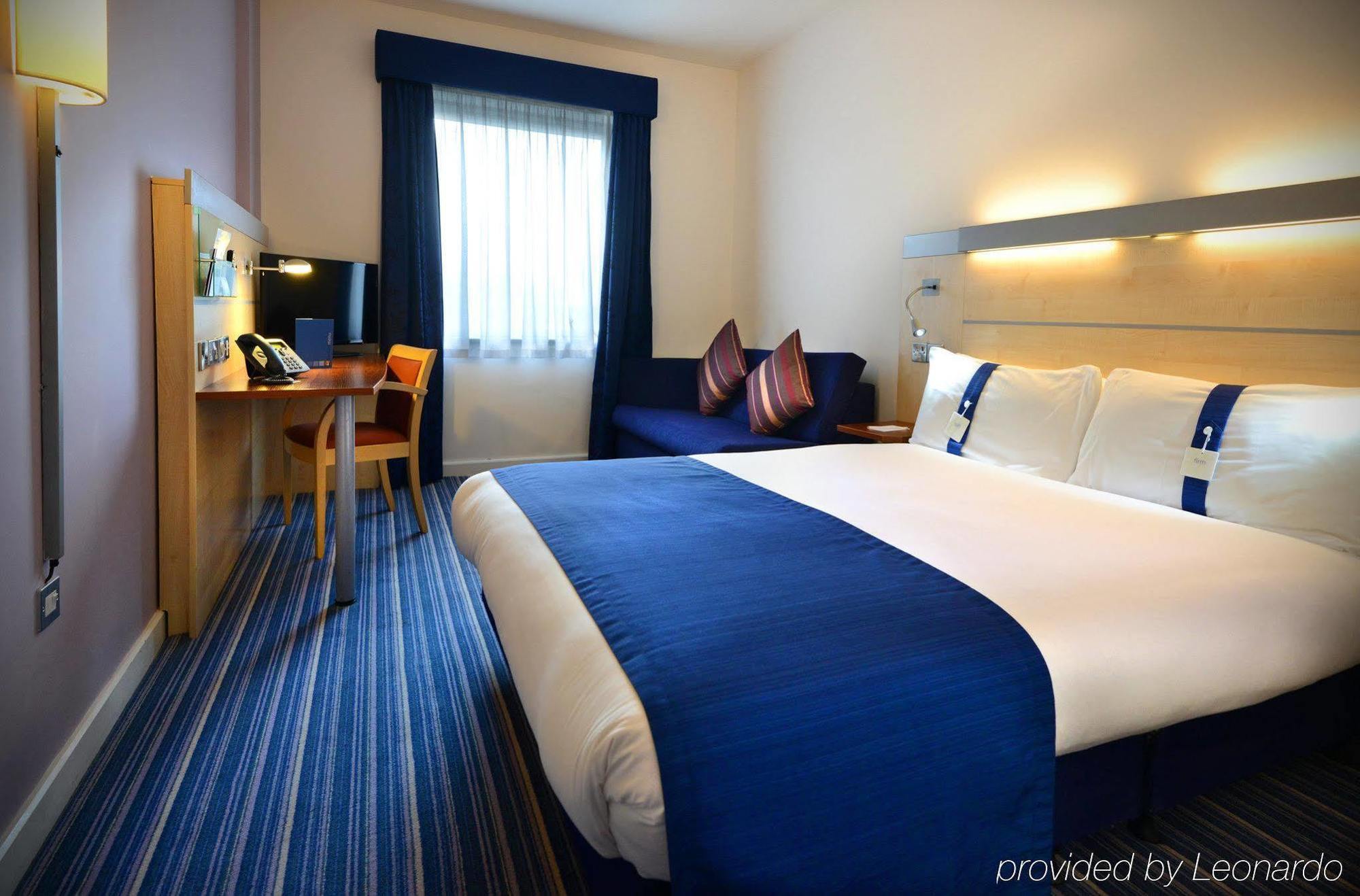 Holiday Inn Express Dublin-Airport By Ihg Santry Dış mekan fotoğraf
